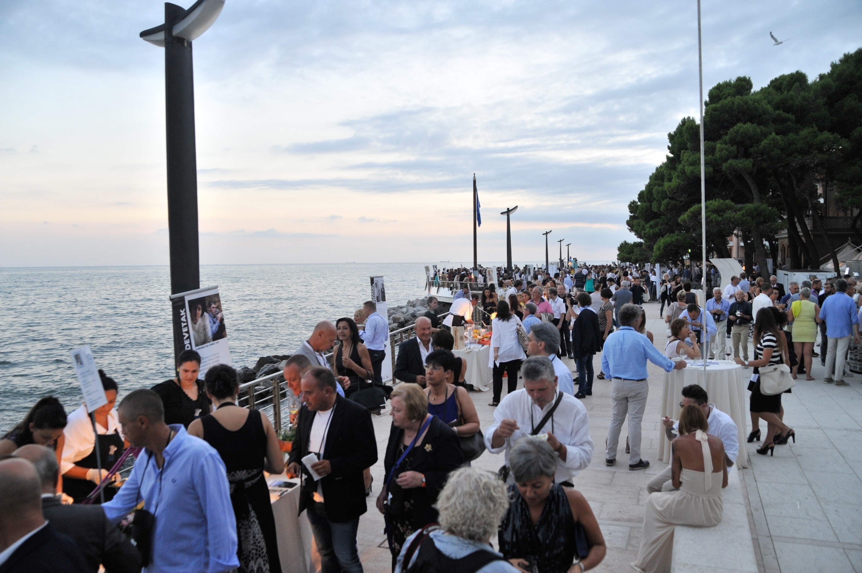 Dinner Show a Grado, le sere del 24 e 25 luglio, per venire incontro alle tantissime richieste di gourmet che seguono con simpatia e passione il gruppo, emblema stesso di quanto di meglio propone in tavola il Friuli Venezia Giulia